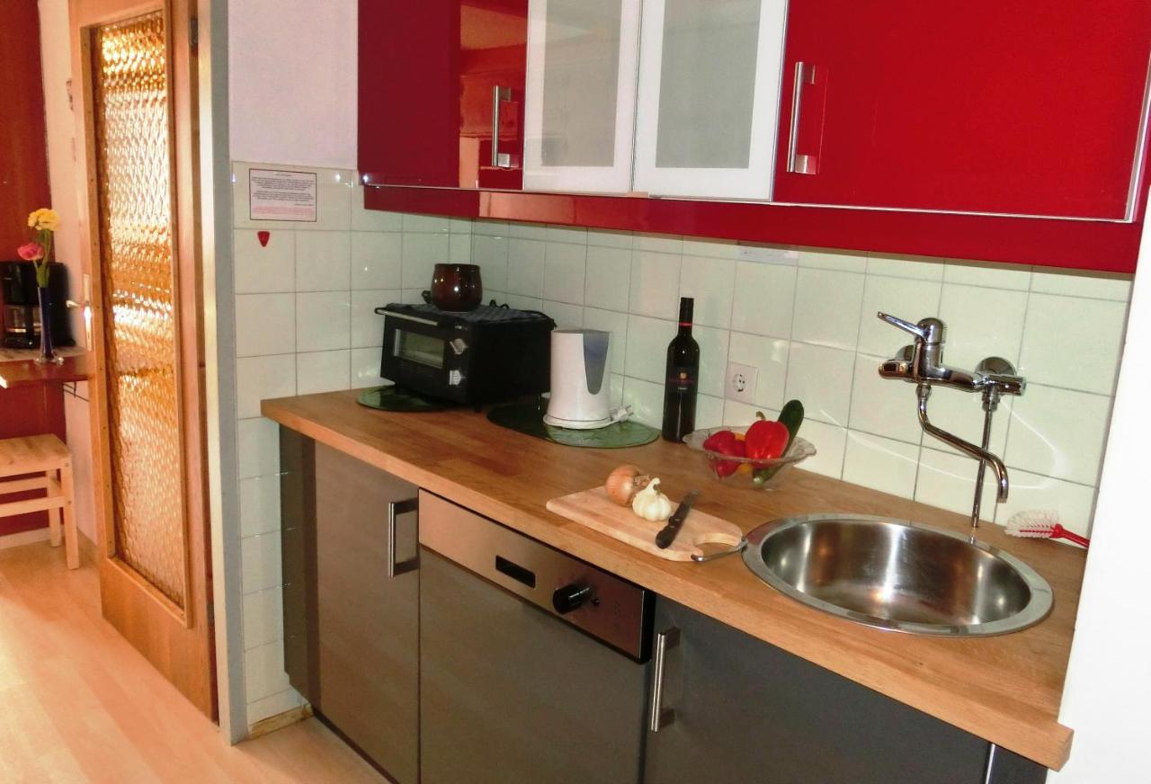 Maren Seeblick Appartement Haus Haensel&Gretel Direkt Am Ossiacher See Mit Hallenbad Stiegl Exteriör bild