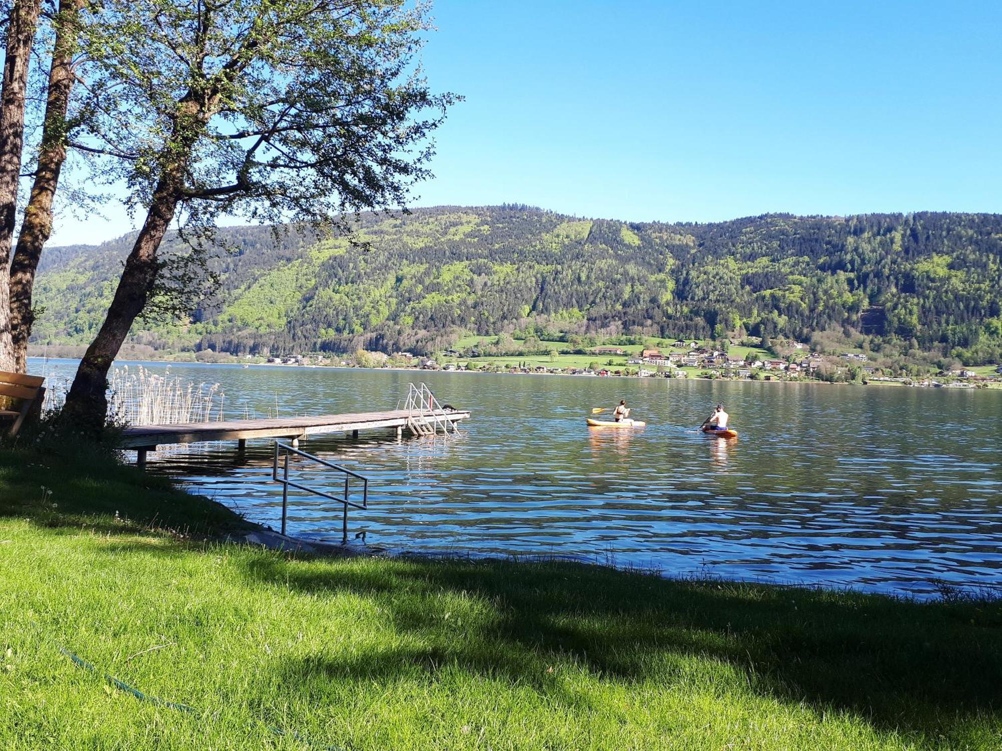 Maren Seeblick Appartement Haus Haensel&Gretel Direkt Am Ossiacher See Mit Hallenbad Stiegl Exteriör bild